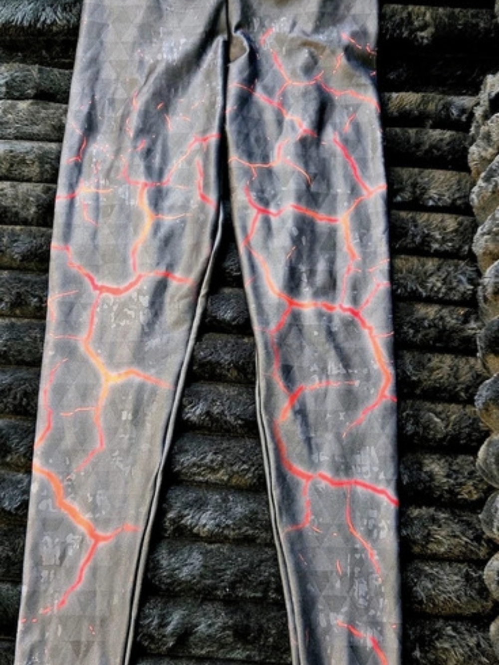 Bombshell Sportswear CrossFlame Print Athletic Leggings, Size MED